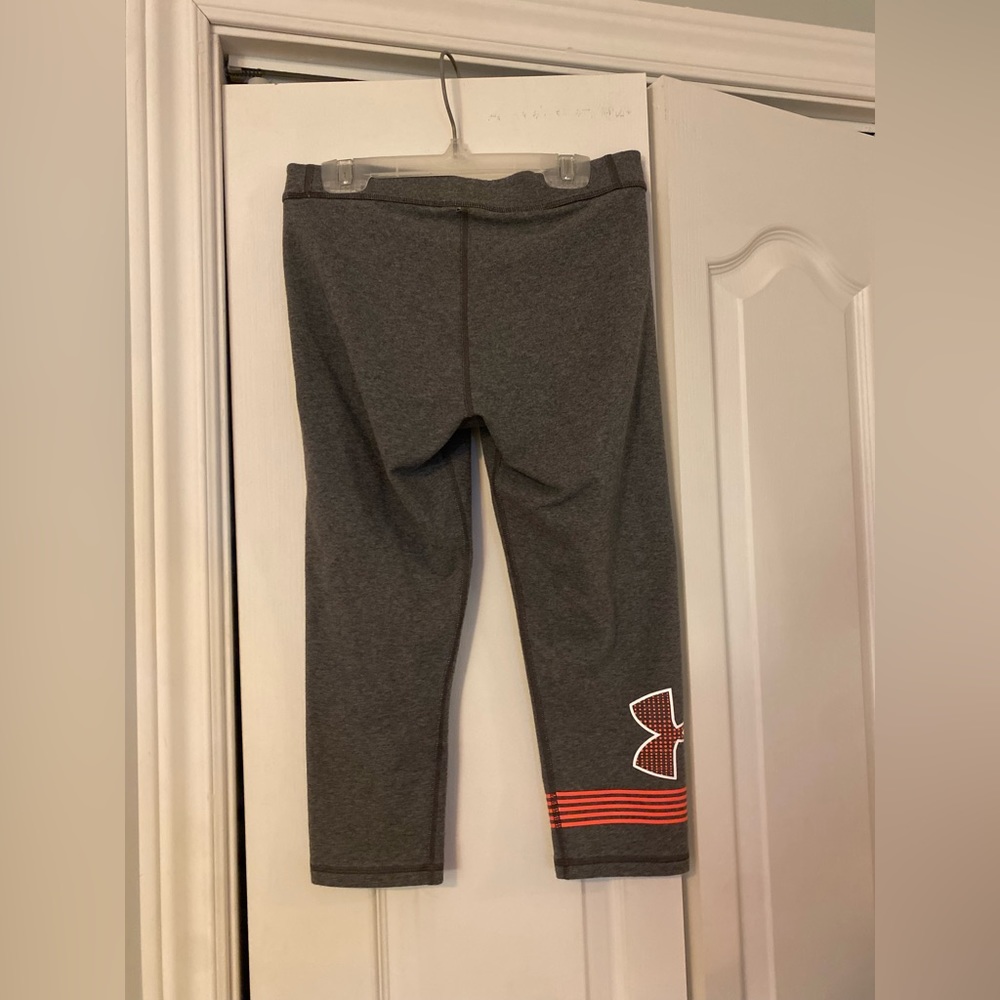 Under Armour Capris - Picture 5 of 6